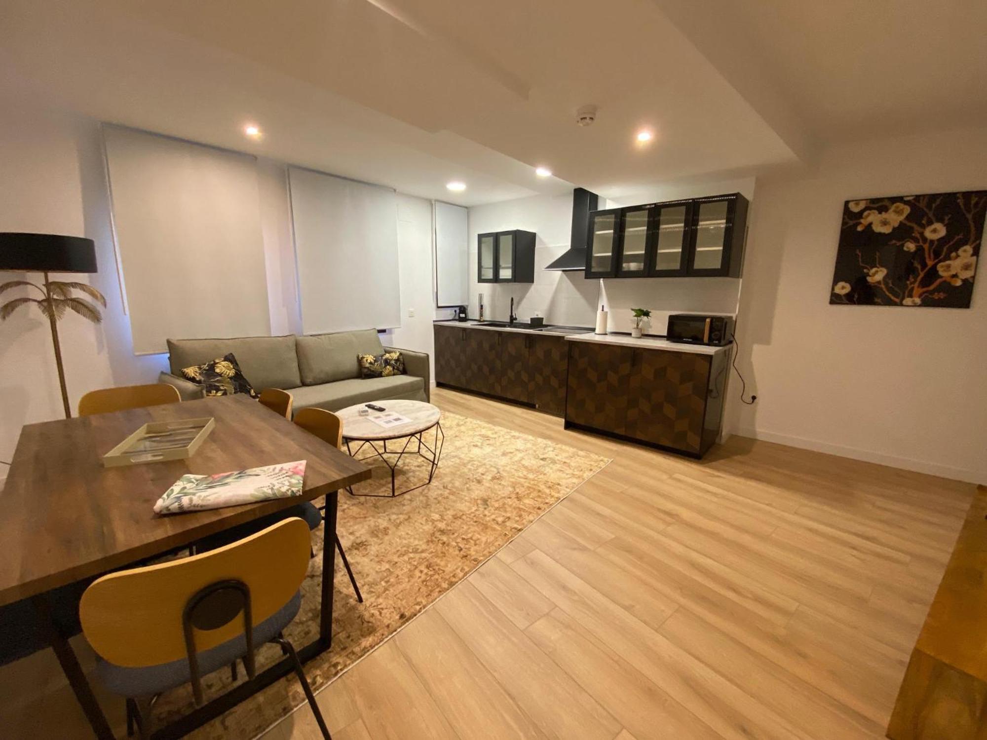 Apartamentos Penalara 塞哥维亚 外观 照片