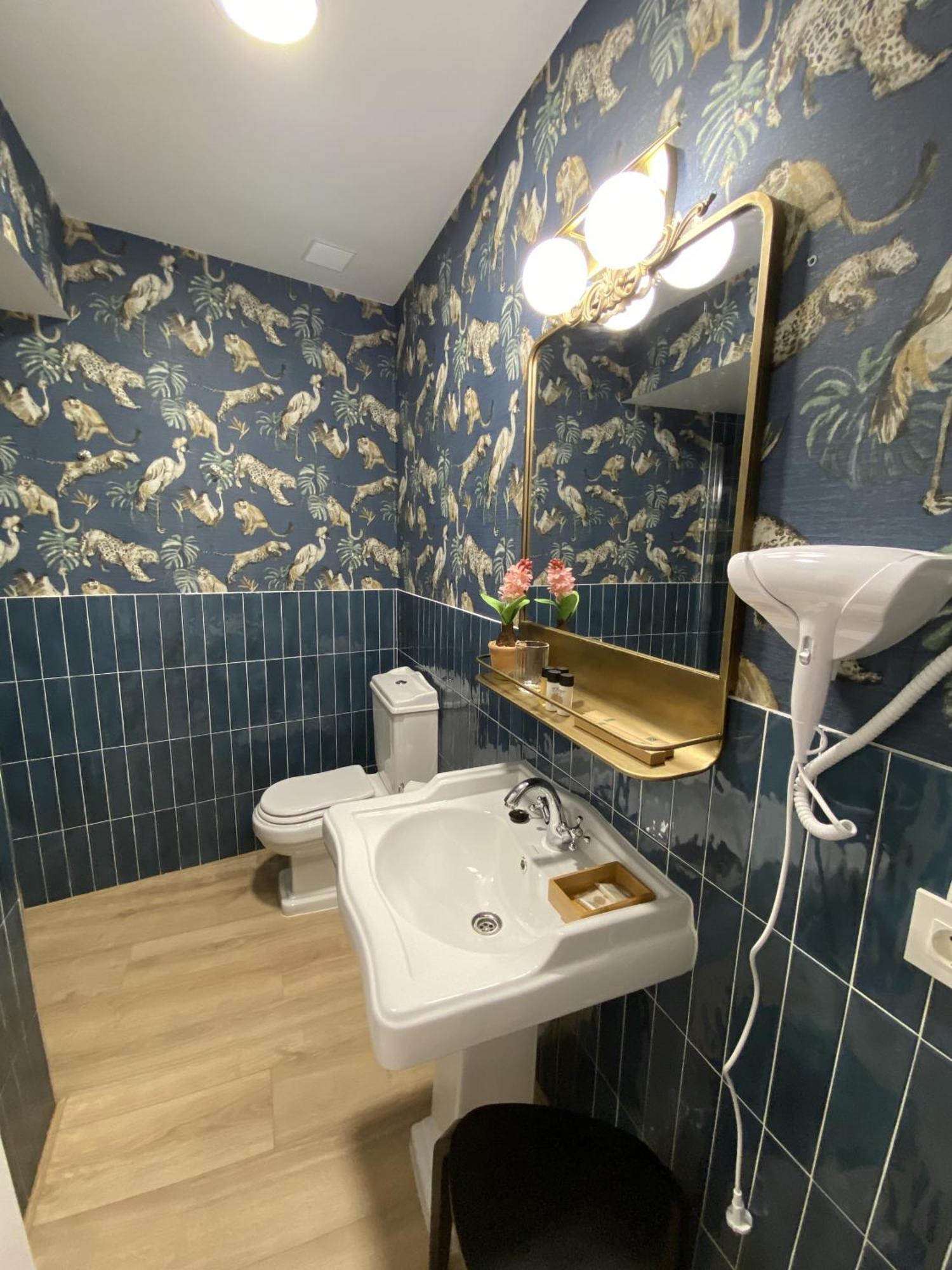 Apartamentos Penalara 塞哥维亚 外观 照片
