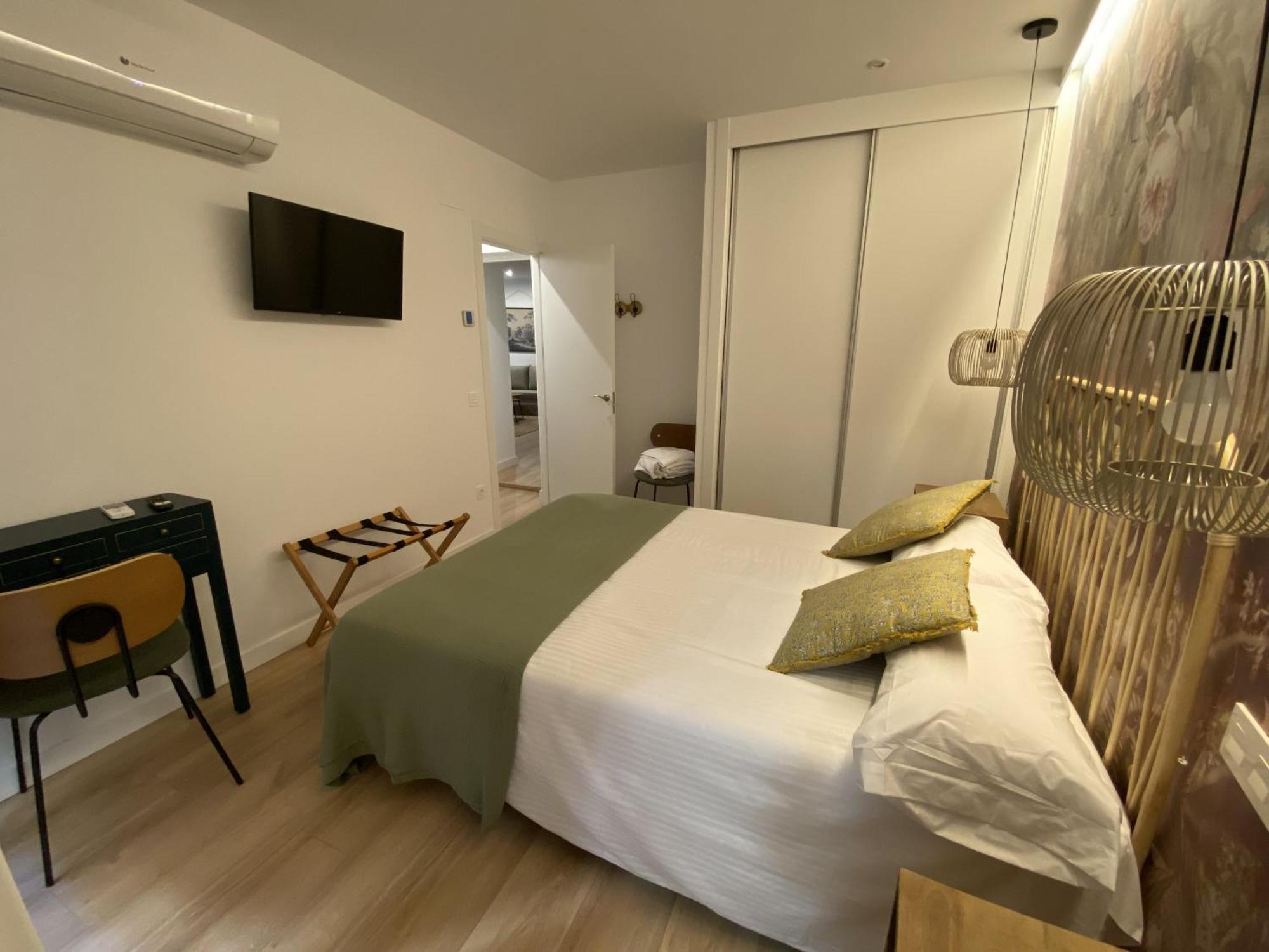 Apartamentos Penalara 塞哥维亚 外观 照片