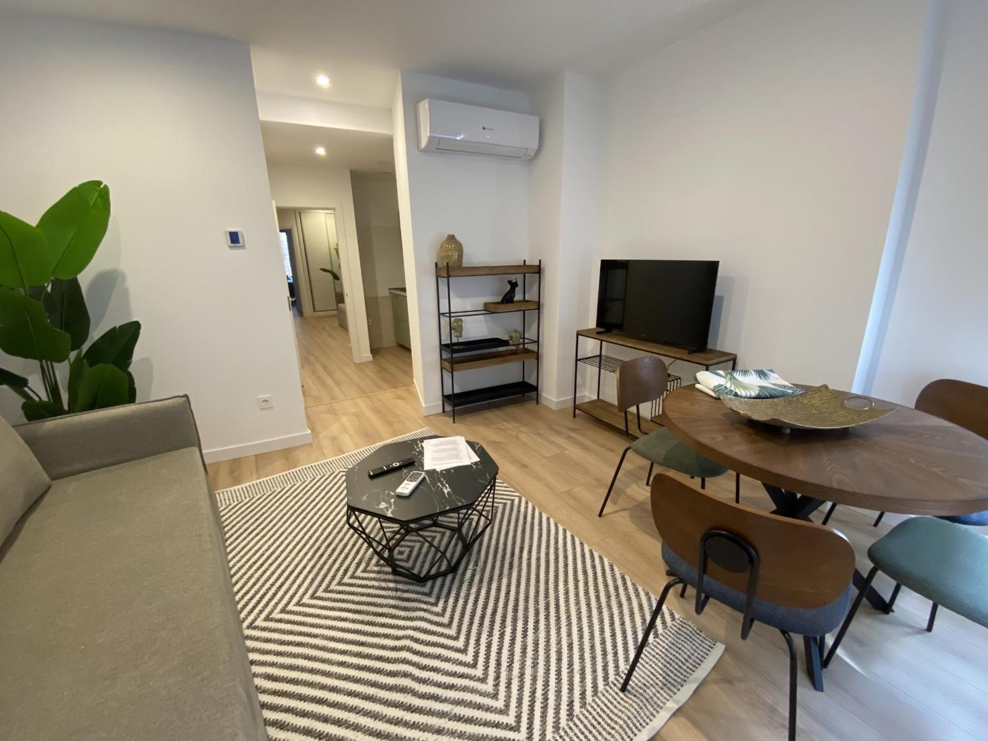 Apartamentos Penalara 塞哥维亚 外观 照片