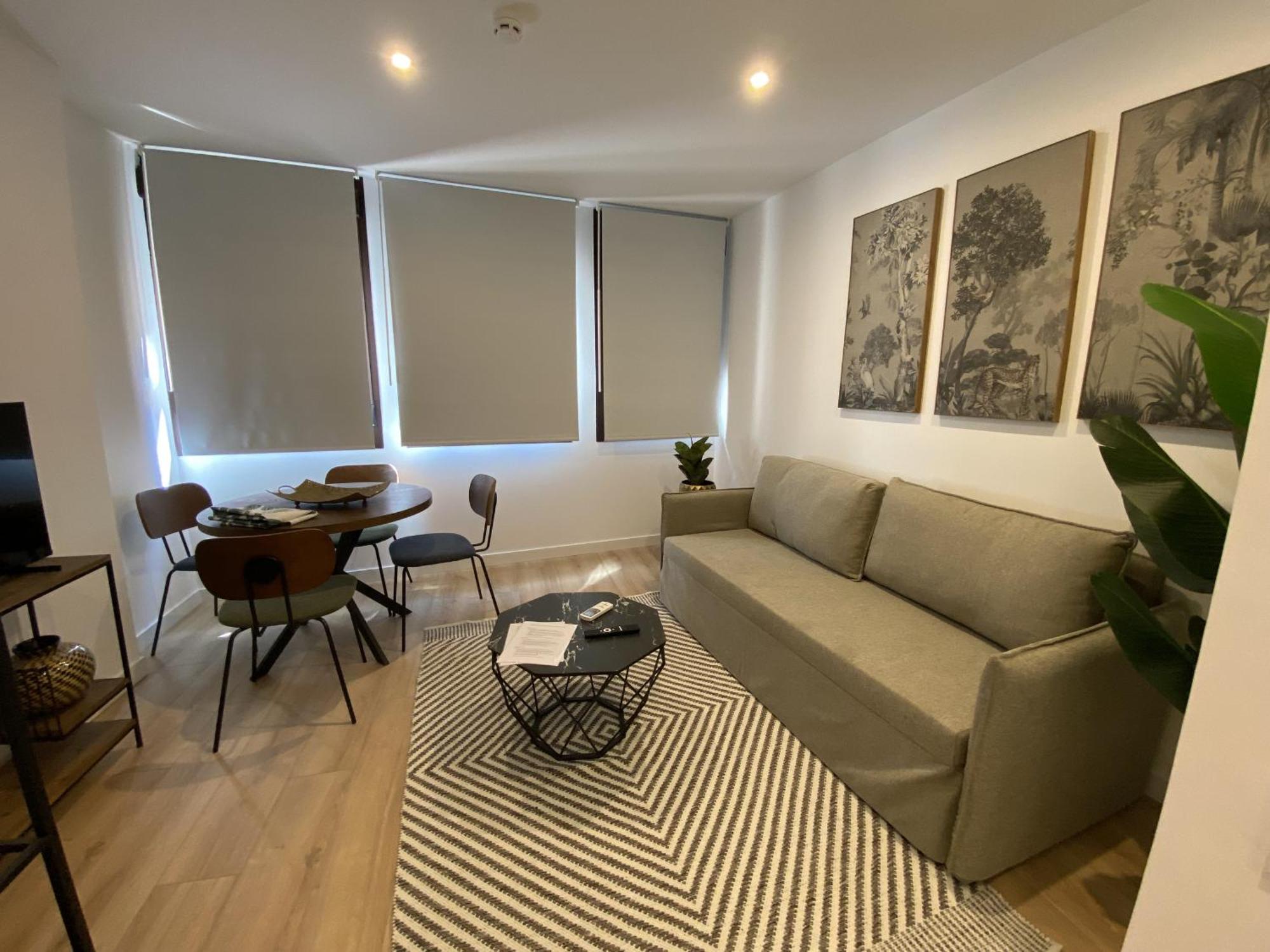 Apartamentos Penalara 塞哥维亚 外观 照片